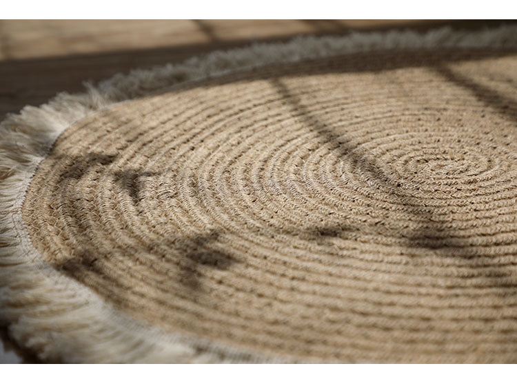 Natural Jute Round Floor Mat with Fringe - Artisanal Nordic-Style Home Accent