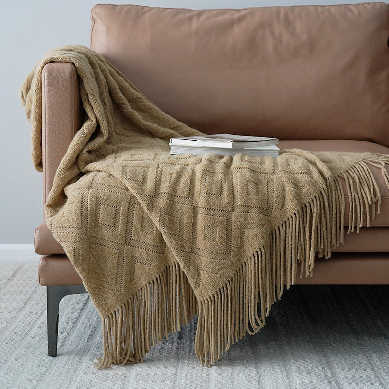 Luxurious Jacquard Knit Bed Runner - Acrylic Fiber Cozy Blanket & Sofa Throw