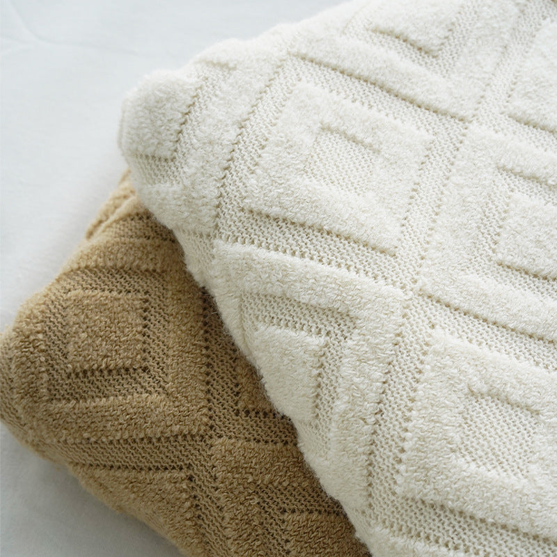 Luxurious Jacquard Knit Bed Runner - Acrylic Fiber Cozy Blanket & Sofa Throw